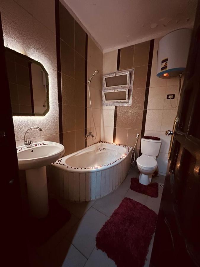 Momen Pyramids Inn Kafrat al Jabal Екстер'єр фото