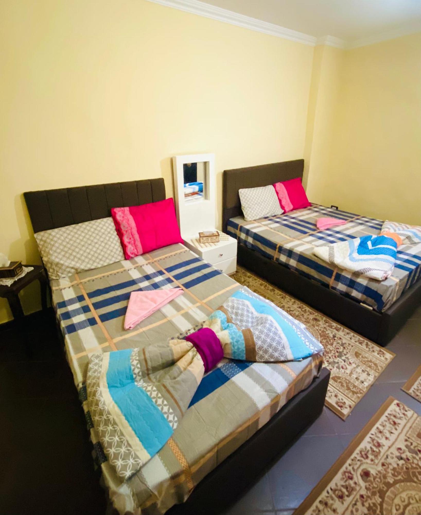 Momen Pyramids Inn Kafrat al Jabal Екстер'єр фото